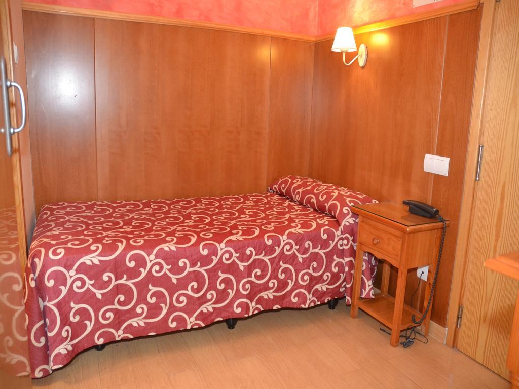 Hotel Emilio Punta Umbría Pokoj fotografie
